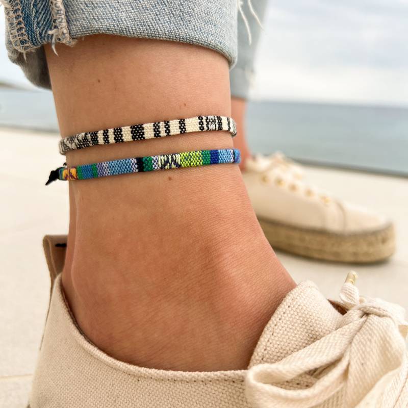 Surfer Strand Fußband 2Er Set Damen Und Herren - Boho Ethno Fußkettchen Frauen Handmade Festival Schmuck 100% Wasserfest & Verstellbar von madebynami