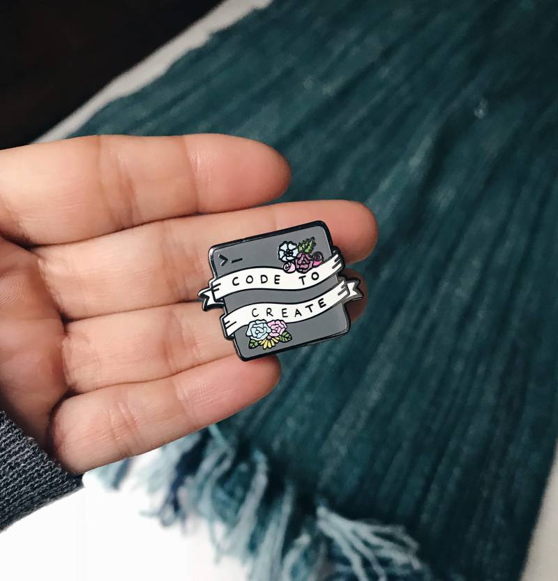 Programmierer, Software-Ingenieur, Programmierer „Code To Cake" Emaille Pin von madebysahana
