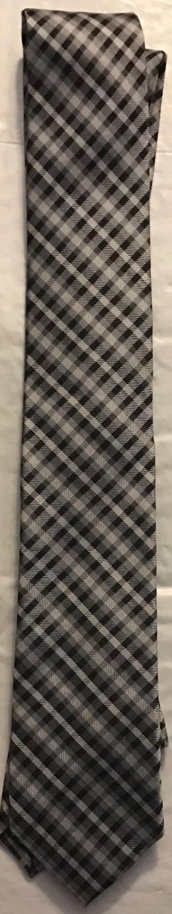 Ben Sherman Karierten Schmaler Krawatte ~ Grau & Schwarz Ben Sherman Karierten Schmaler Krawatte ~ Grau & Schwarz von madeinnevada