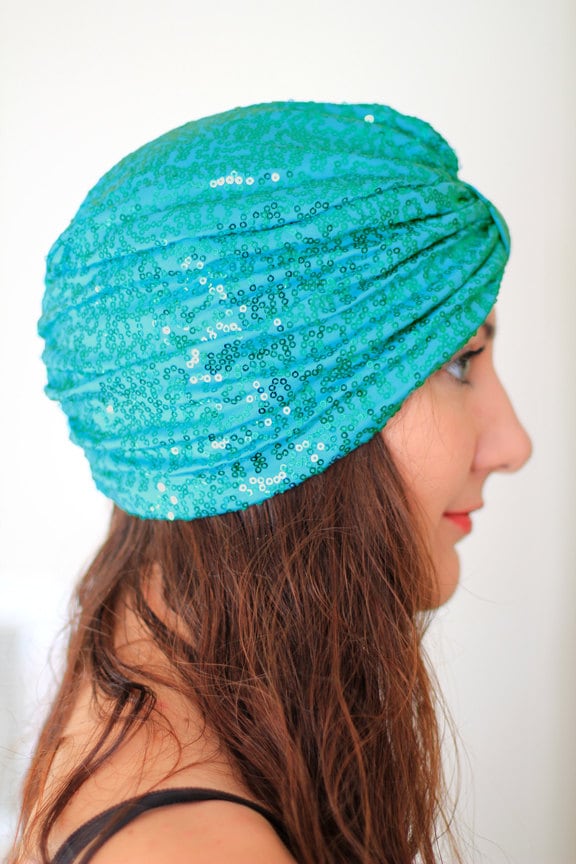 Aquamarine Pailletten-Turban - Frauen-Turban-Hut Oder Haarwickel Mit Pailletten Aquablau Viele Farben von mademoisellemermaid