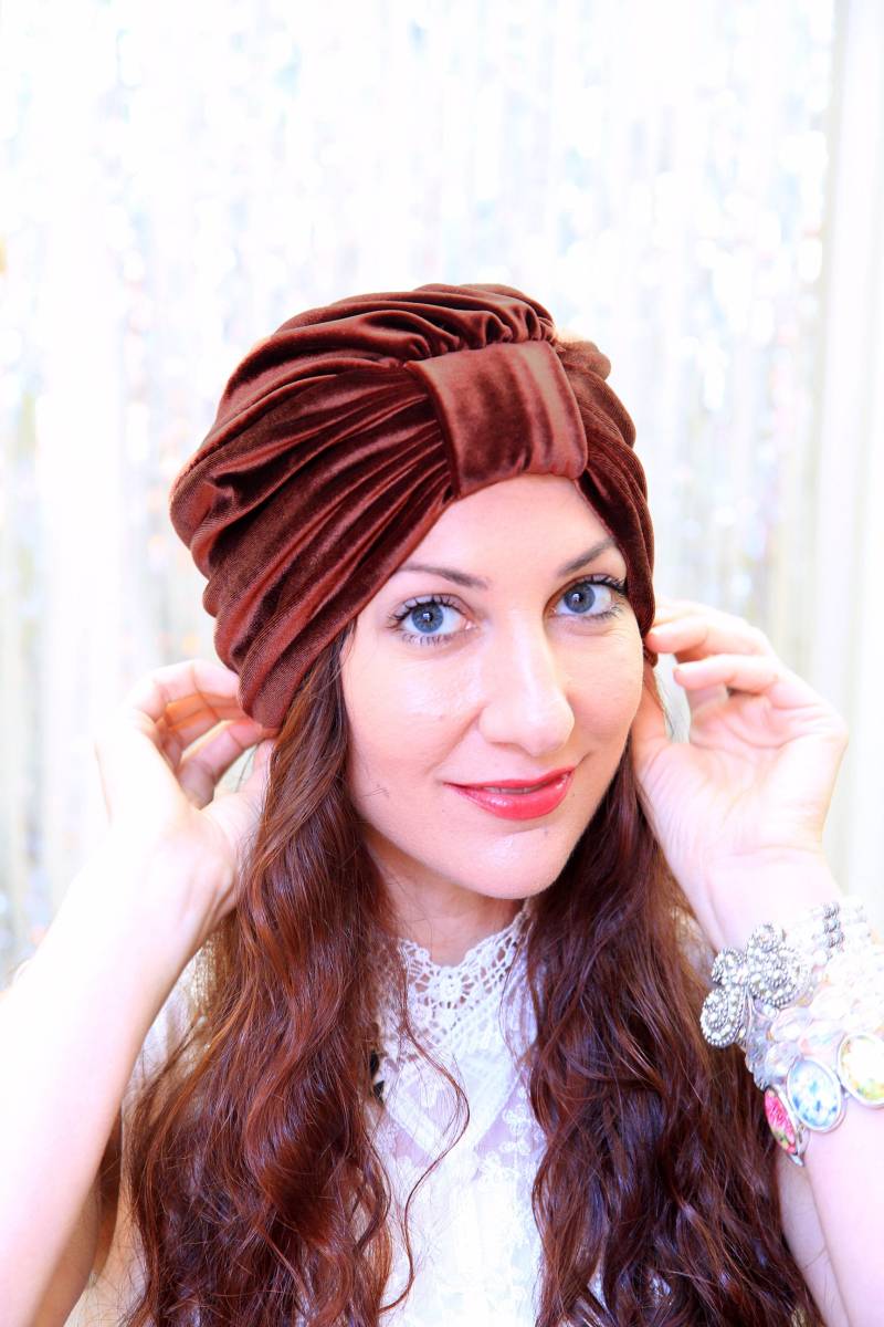 Samtturban in Schokobraun - Frauen-Haar-Turban Voller Turban Hut Mode Kopftuch Viele Farben von mademoisellemermaid