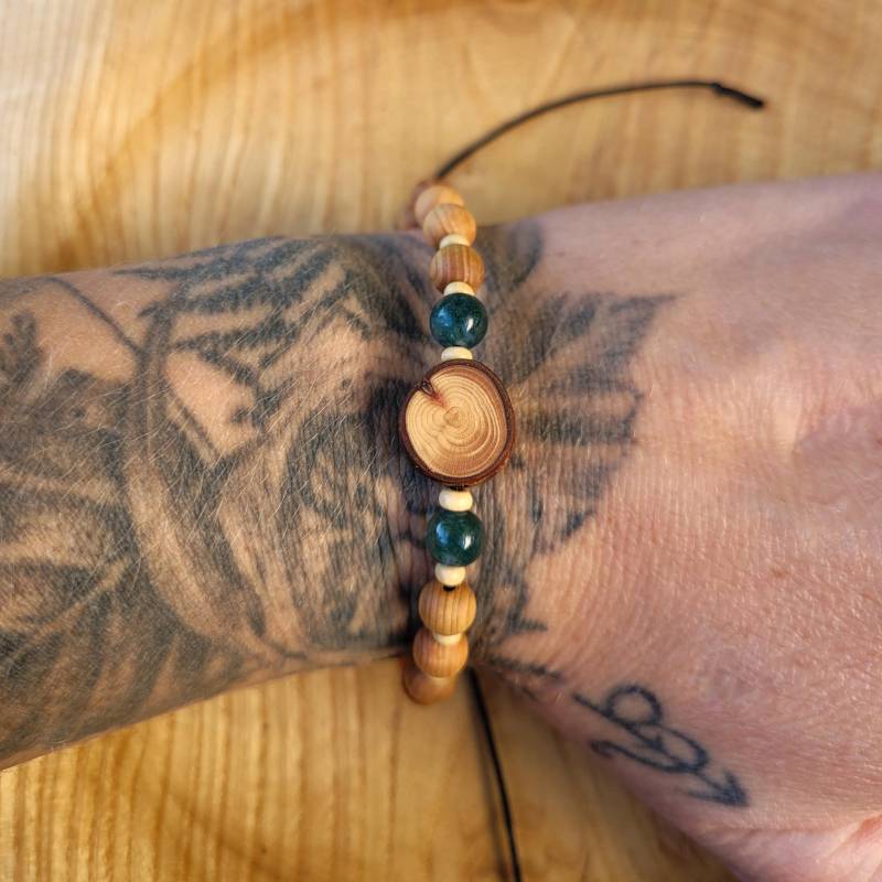 Armband Mit Holz Des Mammutbaums Moosachat Edelsteinperlen Und Hellen Holzperlen - Vegan & Ökologisch Unikat Handgefertigt Armband Mit Holz Des Mammutbaums Moosachat Edelsteinperlen Und Hellen Holzperlen - Vegan & Ökologisch Unikat Handgefertigt von maderamar