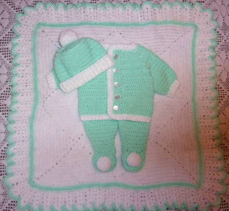 Baby Boy Häkeln Outfit Layette Mint & Weiß Pullover Set Mit Leggings Und Decke Perfekt Für Baby-Dusche-Geschenk Oder Nehmen Sie Mich Nach Hause von madewithlovebysuzieq