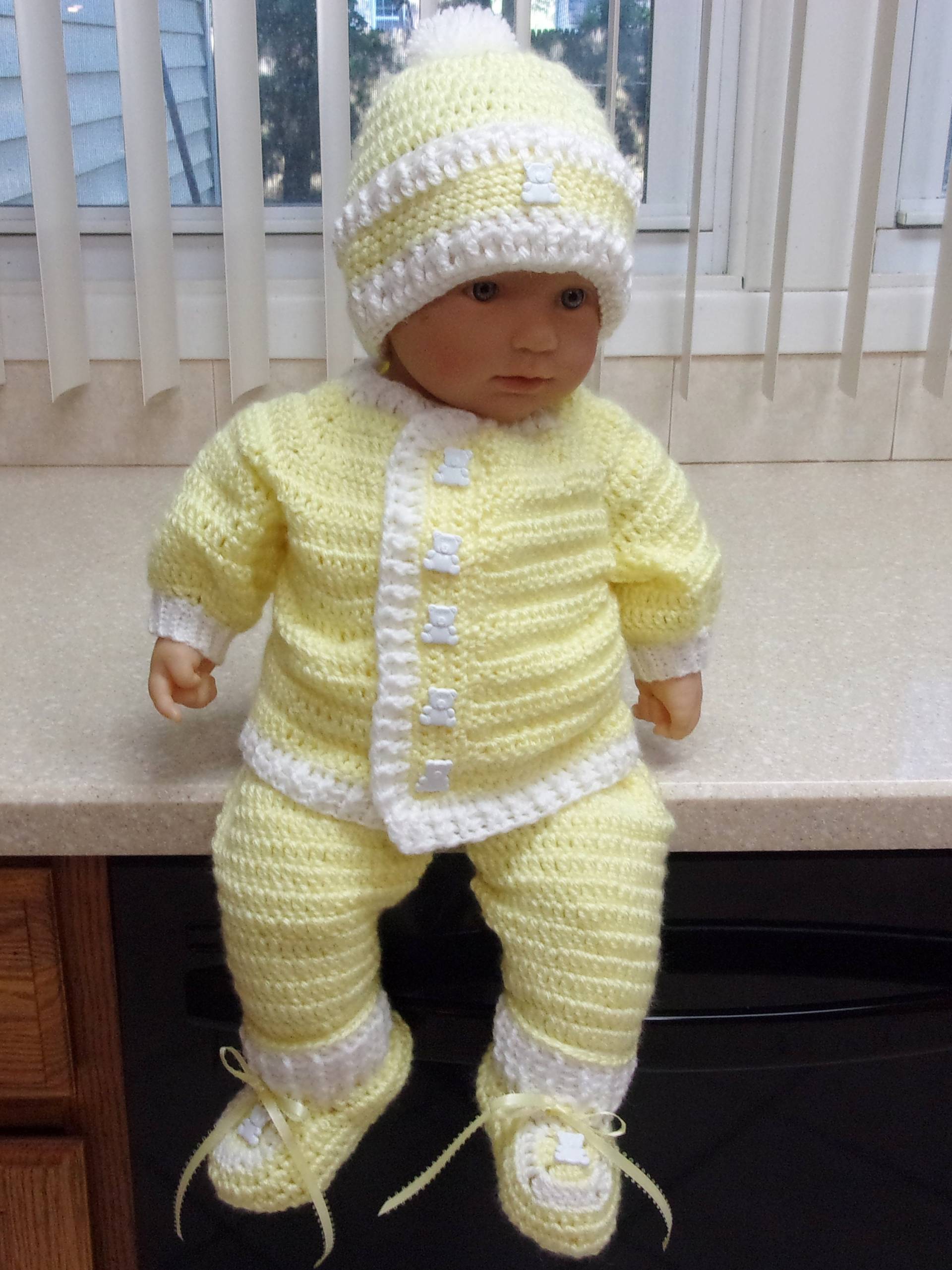 Häkeln Baby Jungen Gelb Pullover Set Babyausstattung Mit Leggings Und Booties Perfekt Für Baby-Dusche-Geschenk Oder Take-Home-Outfit von madewithlovebysuzieq