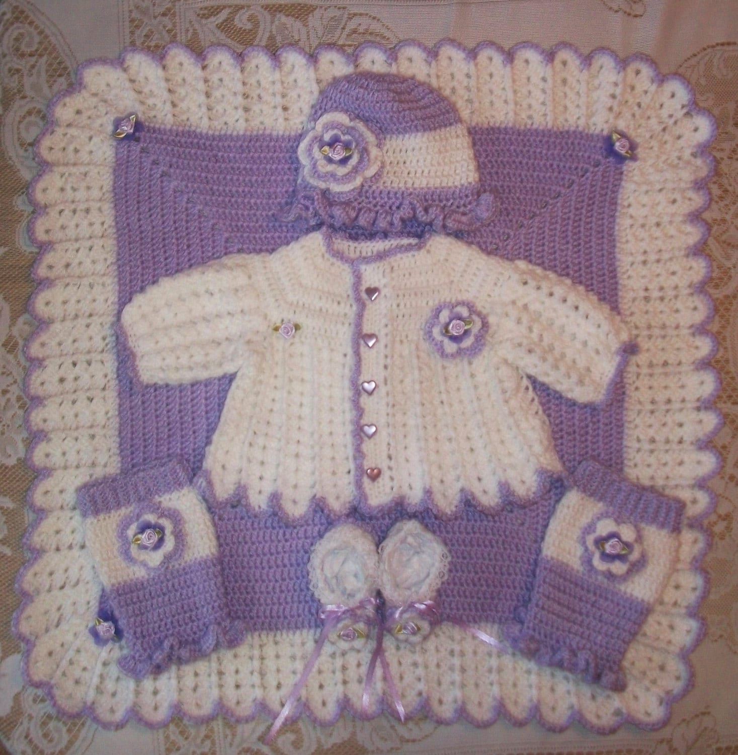 Häkeln Babymädchen Lavendel Pullover Set Babyausstattung Decke, Rüschen Mütze, Stulpen Und Booties Perfekt Für Baby-Dusche-Geschenk Oder Nach von madewithlovebysuzieq