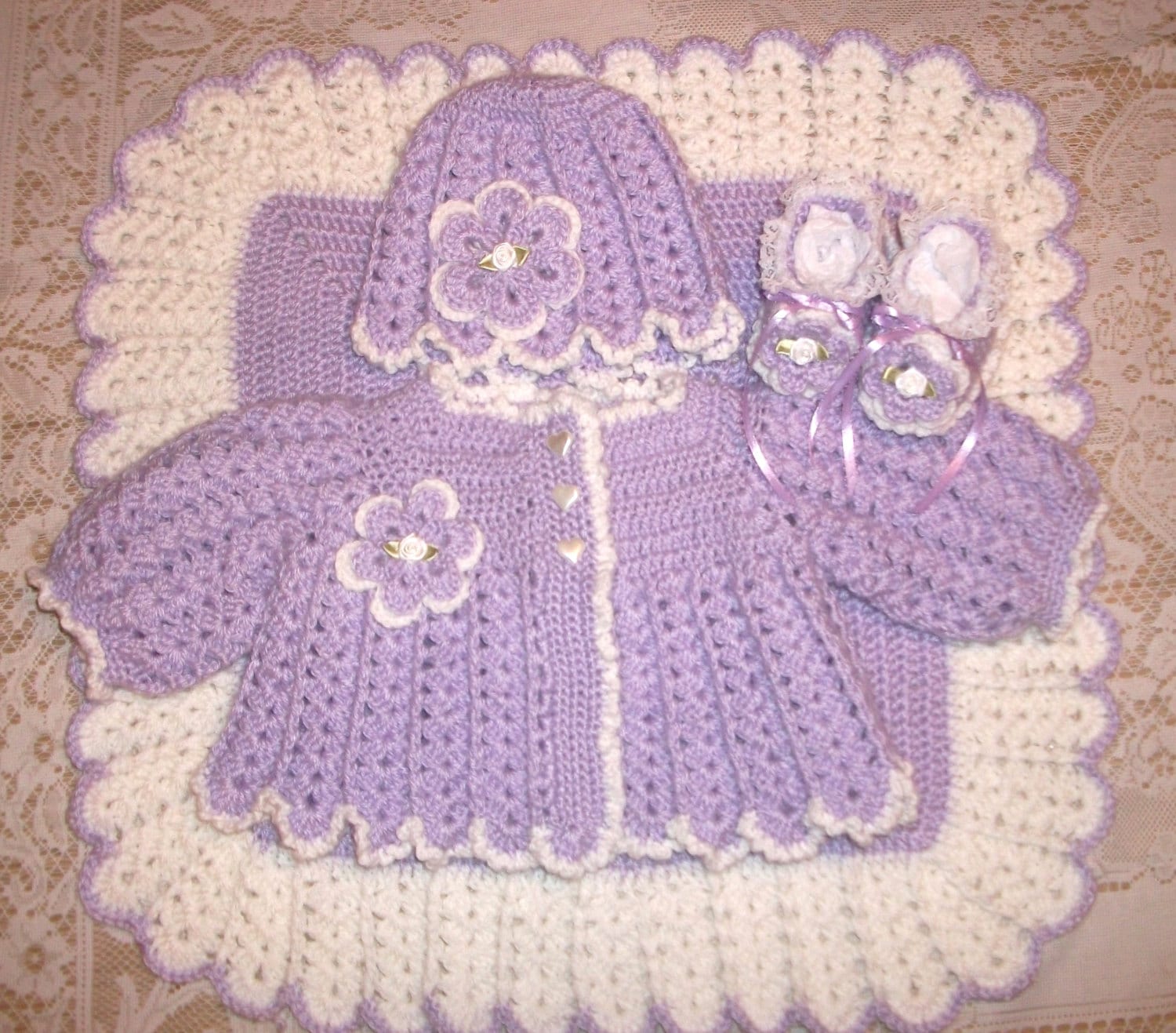 Häkeln Sie Baby Mädchen Kleinkind Carrier/Auto Sitz Blume Decke Und Pullover Set Babyausstattung Perfekt Für Shower Geschenk Oder Take Me Home Outfit von madewithlovebysuzieq