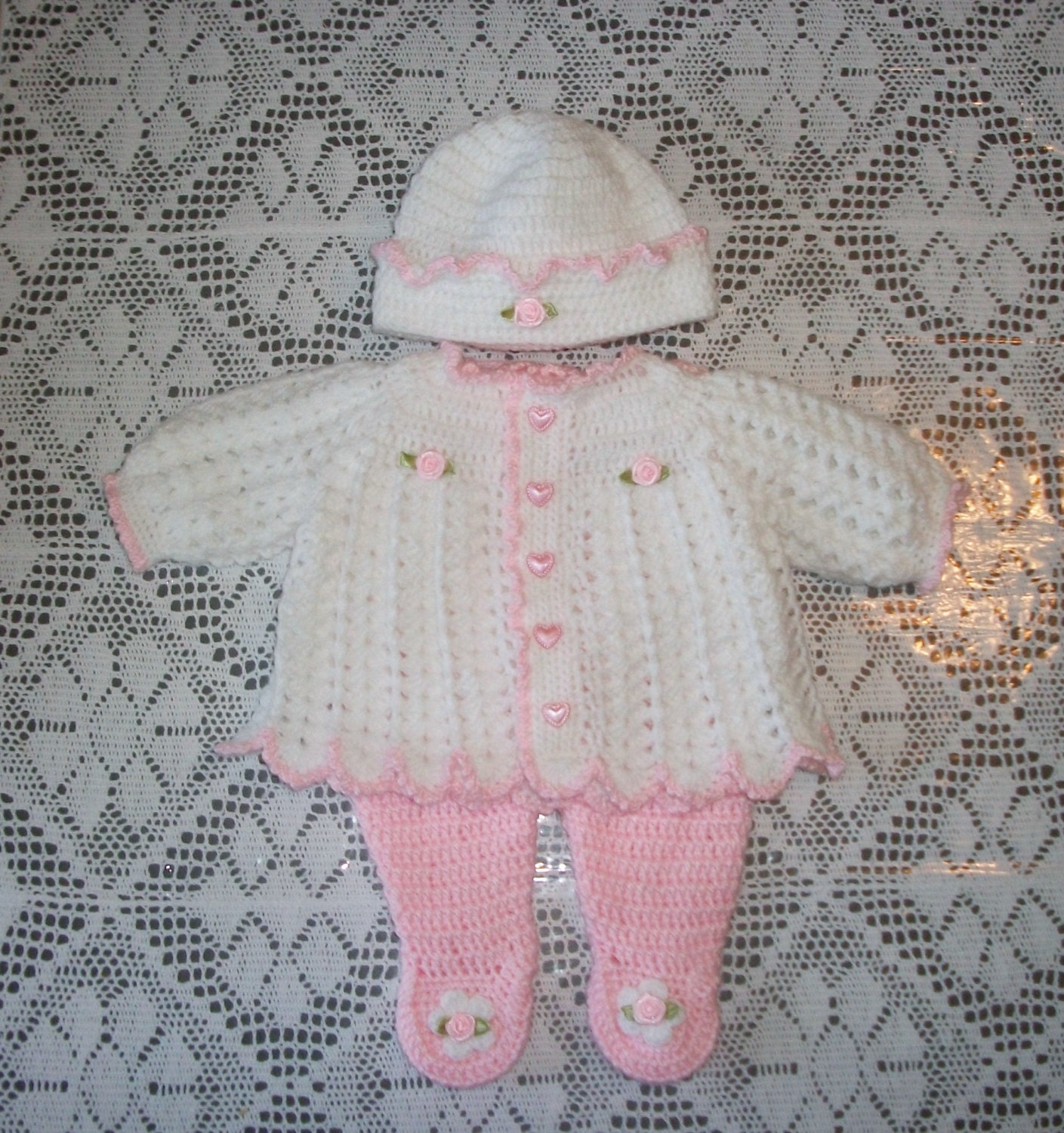 Häkeln Sie Baby Mädchen Pullover Set Babyausstattung Und Leggings Perfekte Take Home Outfit von madewithlovebysuzieq