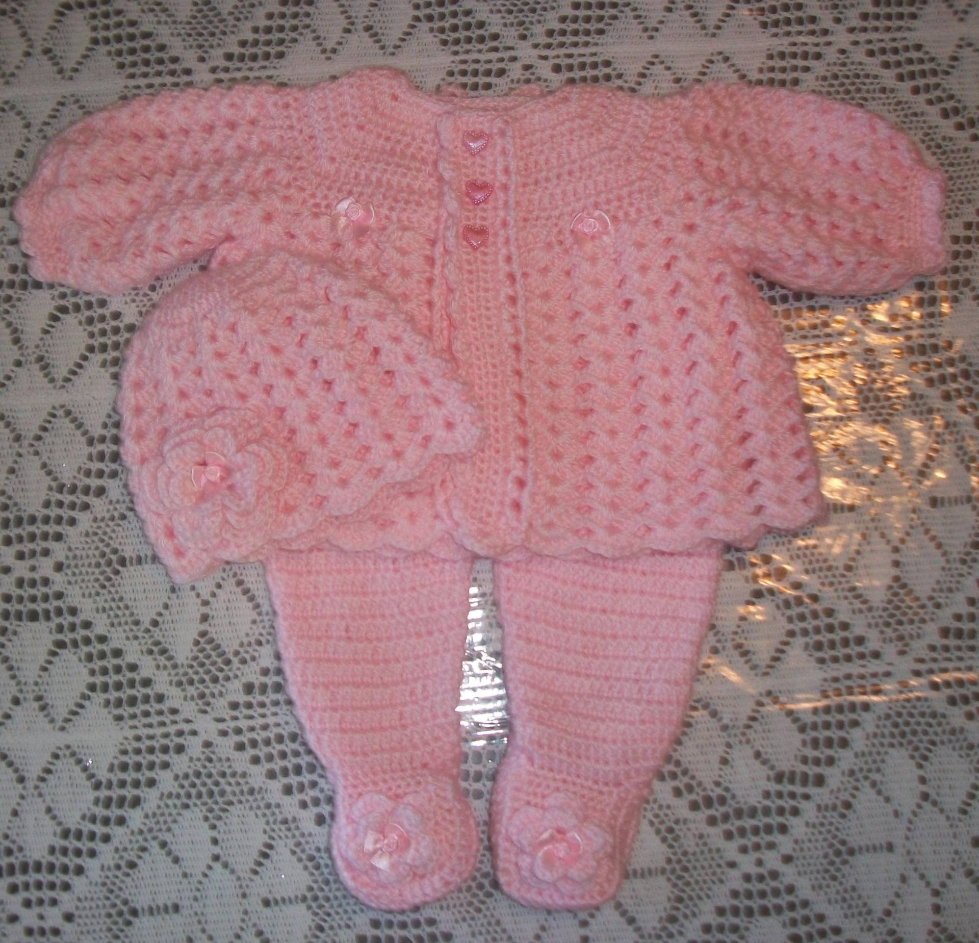Häkeln Sie Babymädchen Rosa Pullover Set Babyausstattung Leggings Mit Blume Cloche Outfit Perfekt Für Baby-Dusche-Geschenk Oder Nach Hause von madewithlovebysuzieq