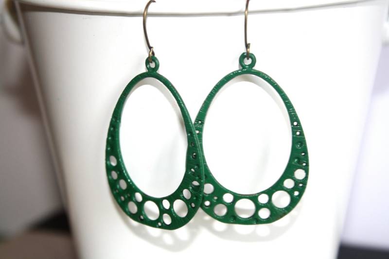 Grüne Teardrop Blase Ohrringe Hoop Boho Rustikale Schmuck Baumeln Handgemalt Grüne Teardrop Blase Ohrringe Hoop Boho Rustikale Schmuck Baumeln Handgemalt von madigracecreations