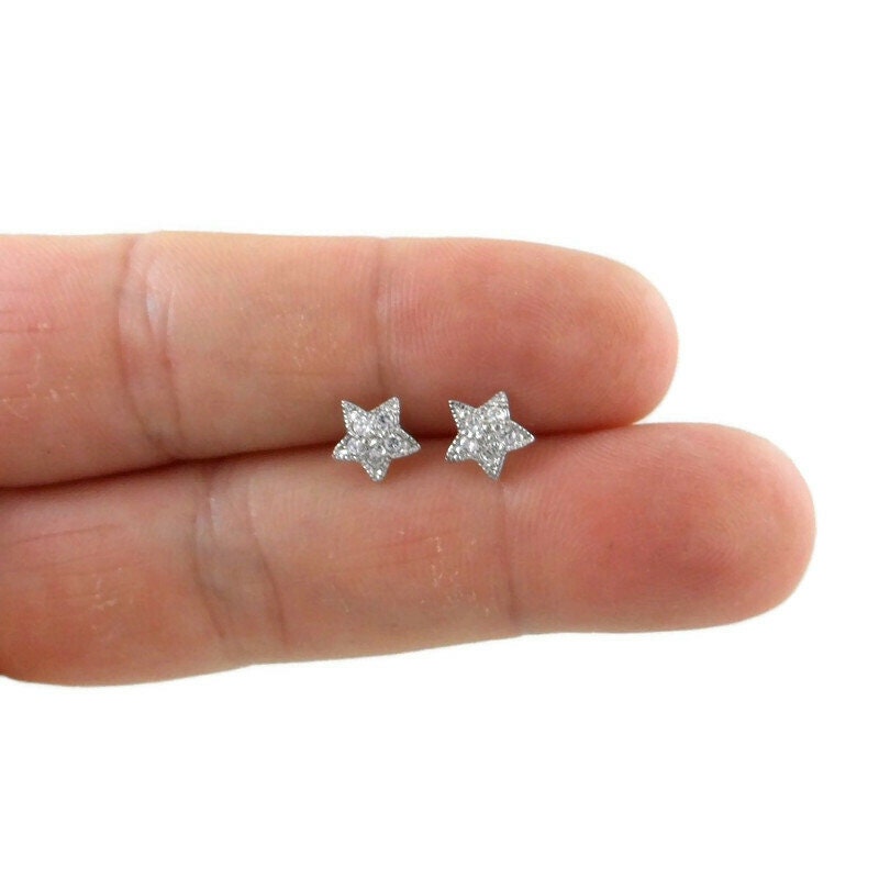 Kristall-Stern-Ohrringe in Sterling Silber, Kristall-Stern-Ohrringe, Kleine Stern Ohrringe, Silber Ohrringe von maebeas