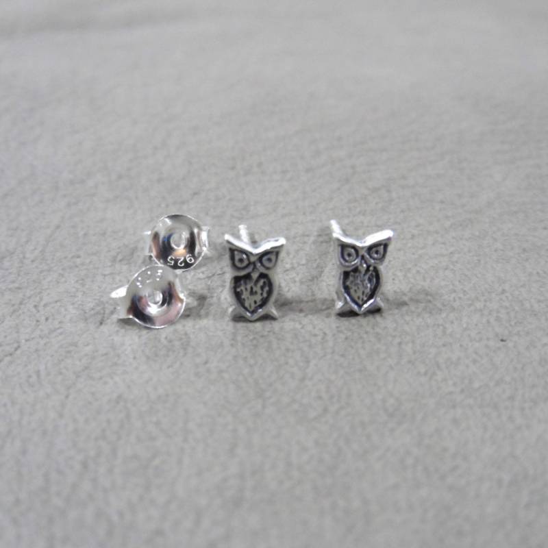 Winzige Eulenarren in Sterling Silber, Eulenarren, Kids Ohrringe, Tiny Owl Studs, Bird Earrings, Girls Dainty Ohrringe von maebeas