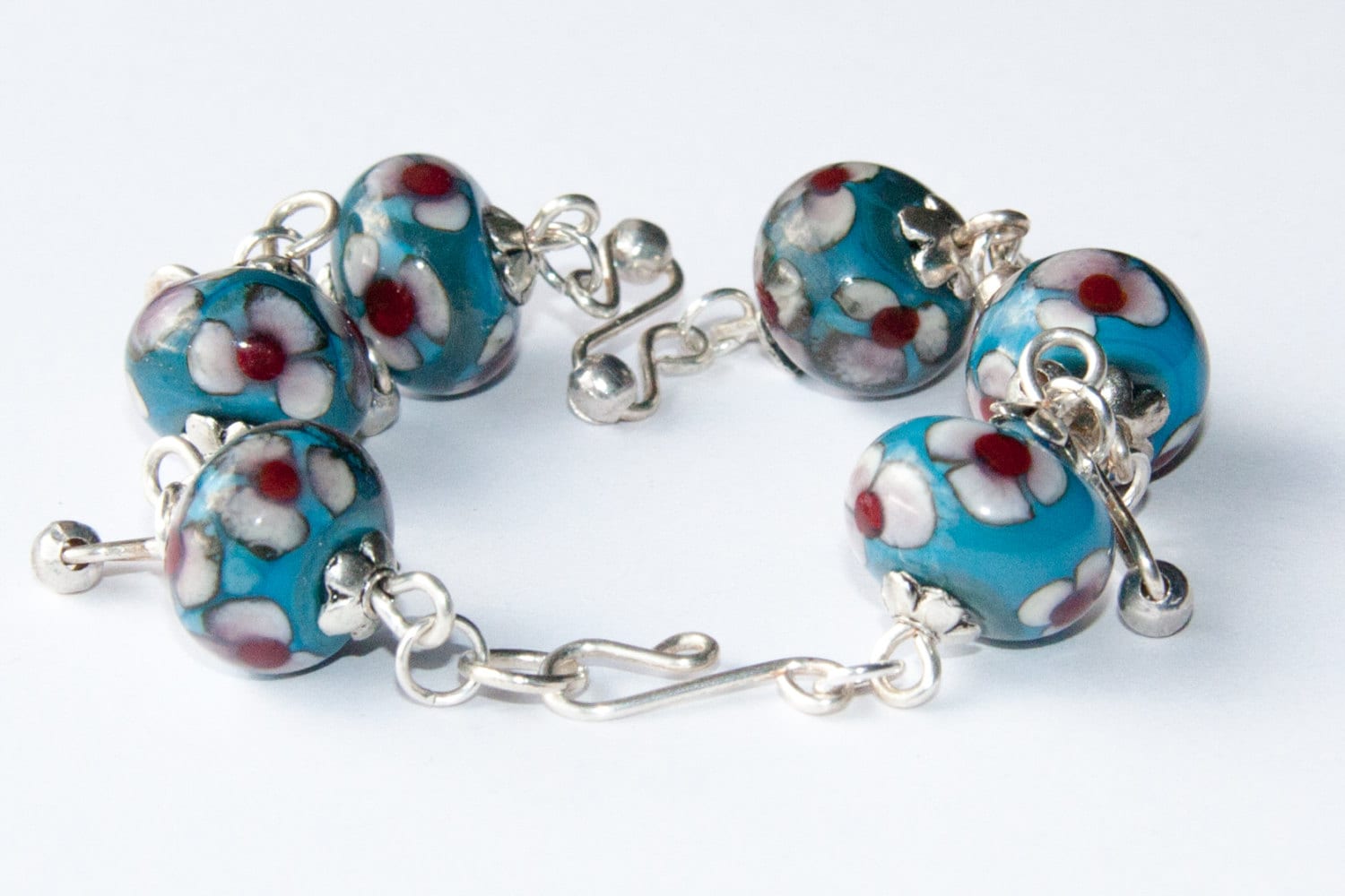 Handgemachte Silber Vergoldet Armband Mit Türkis Blau Murano Glas Aquarell Blumen Perlen Handgemachte Silber Vergoldet Armband Mit Türkis Blau Murano Glas Aquarell Blumen Perlen von magicflyingboots
