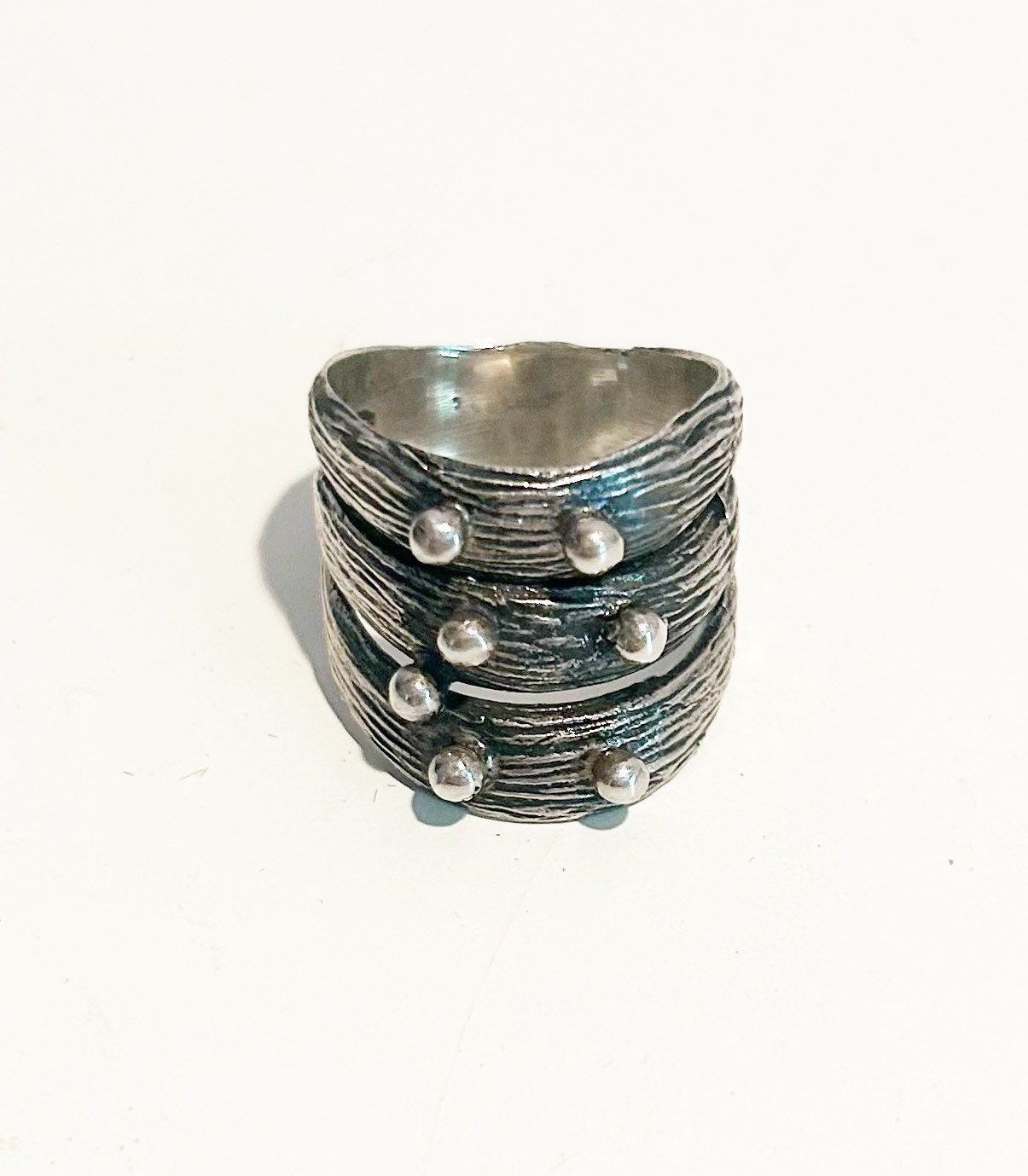 Vintage Handwerker Drei Band Modernist Ring Sterling Und 14Kt Gold Ball Akzente von magpiesvintageflea