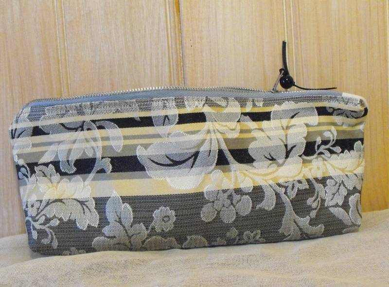 Reißverschluss-Tasche, Kleine Geldbörse, Kosmetiktasche, Toilettentasche, Armband, Geschenk Für Sie, Münze Beutel, Zubehör-Etui, Tasche, Reisetasche von maidmariondesign