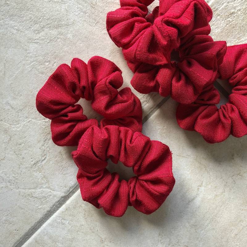 Scrunchie Aus Leinen, Rot | Haargummi Für Damen Zopfgummi Mädchen Handmade von maimoiselle