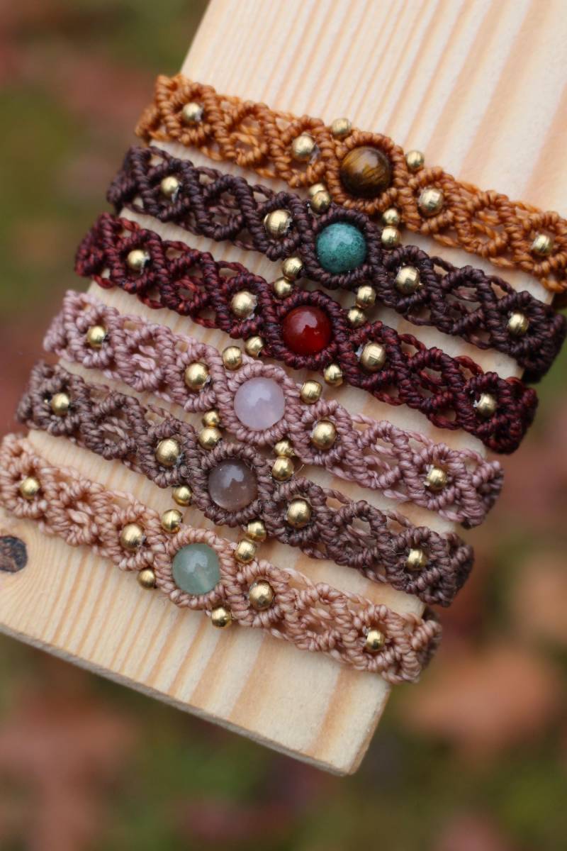 Makramee-Armband >>Neela von makrameeberry