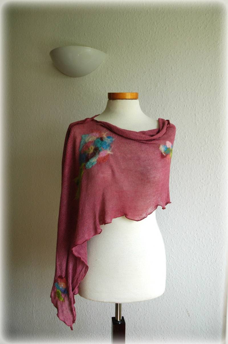 strickponcho Aus Leinen Puderrosa Filzblumen-Applikation von malowanelnem