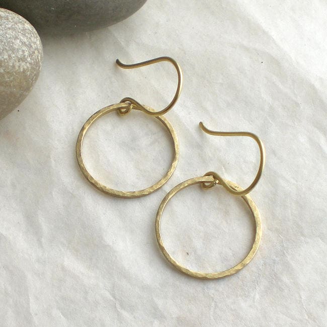 Schlichte Ring-Ohrringe Messing - Gehämmerte Kreis Ohrhänger Golden 20 Mm Geo + Minimal | M102 Schlichte Ring-Ohrringe Messing - Gehämmerte Kreis Ohrhänger Golden 20 Mm Geo + Minimal | M102 von manameadesign
