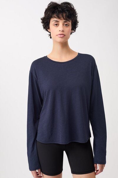 Mandala Open Back Long Sleeve von mandala