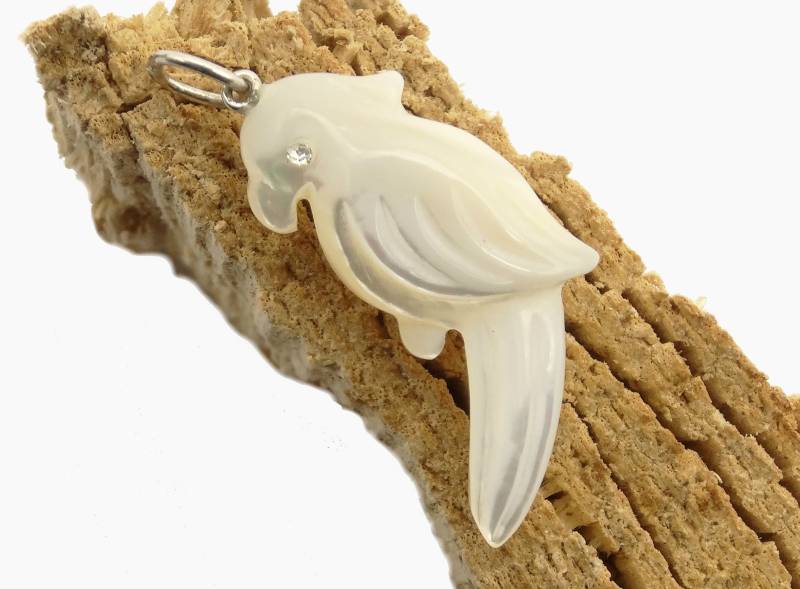 Perlmutt Anhänger Papagei - Mother Of Pearl Pendant Parrot von manihikishop