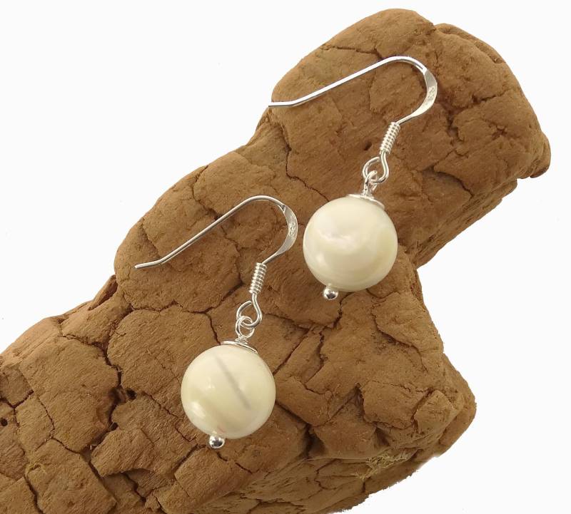 Perlmutt Ohrhänger - Mother Of Pearl Earrings von manihikishop