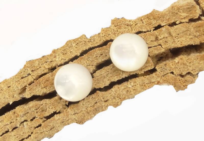Perlmutt Ohrstecker Rund - Mother Of Pearl Stud Earrings Round von manihikishop