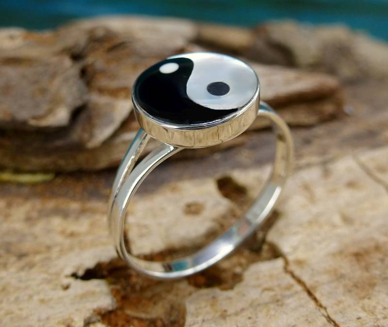 Silber Ring Sterling 925 Mit Perlmutt Einlage - Silver Ring Sterling With Mother Of Pearl Inlay von manihikishop