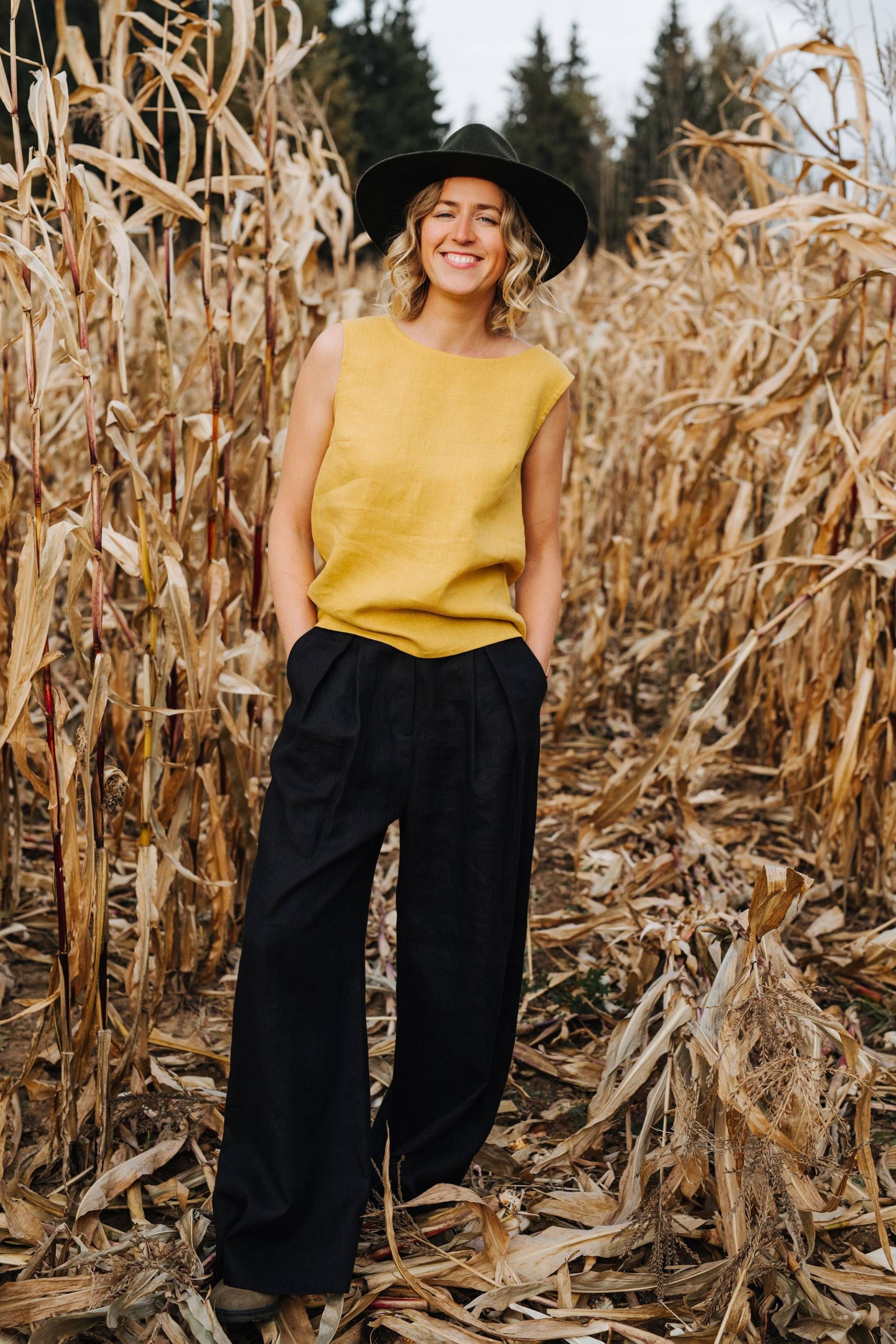 Astra Top - Damen Leinen Gelbes Classic Bluse Ärmelloses Kleidung Für Frauen von mantaikotai