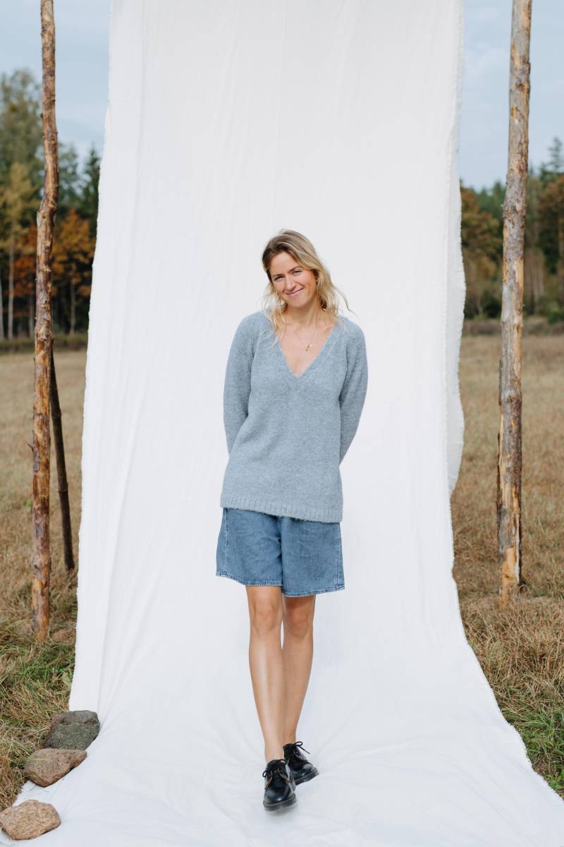 Cora Pullover, Alpaka Frauen Wolle Blauer Pullover Mit V-Ausschnitt, Winter Wollpullover, Weihnachtsgeschenk, Kuschelige Gestrickt von mantaikotai