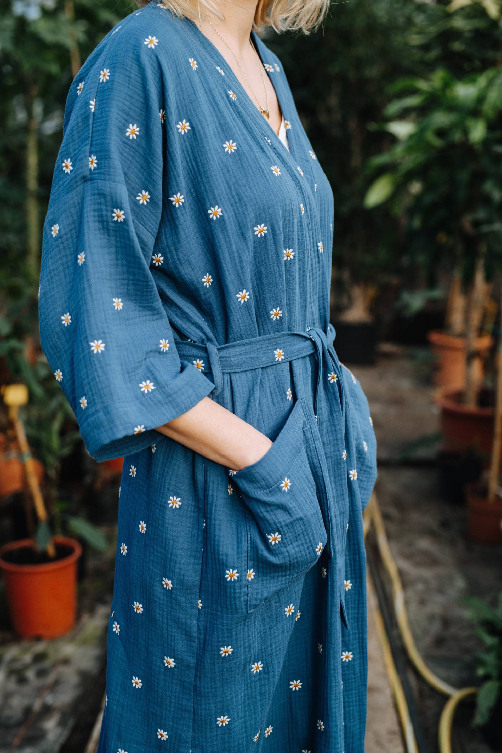 Doha Musselin Kimono - Home Wear Kurzer Bio-Baumwolle Frauen Unisex Sommer Kurze Robe von mantaikotai