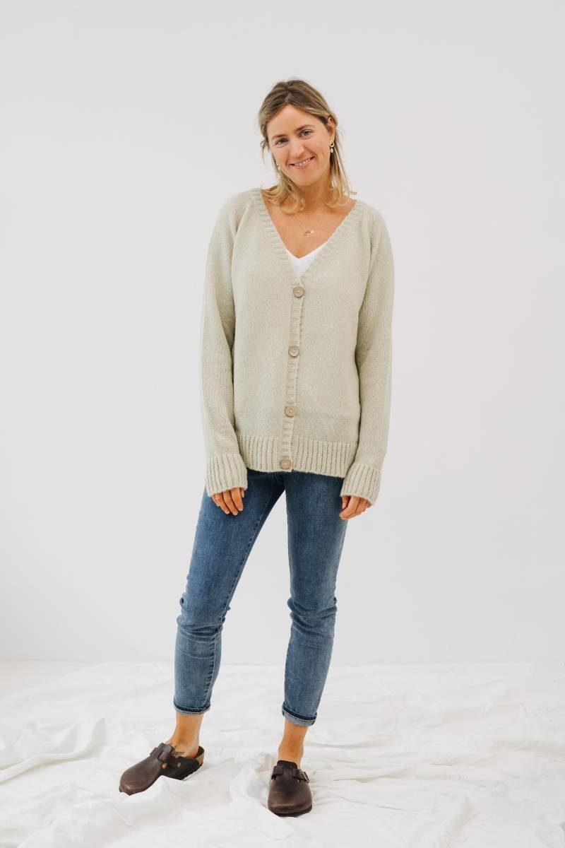 Dover Strickjacke von mantaikotai