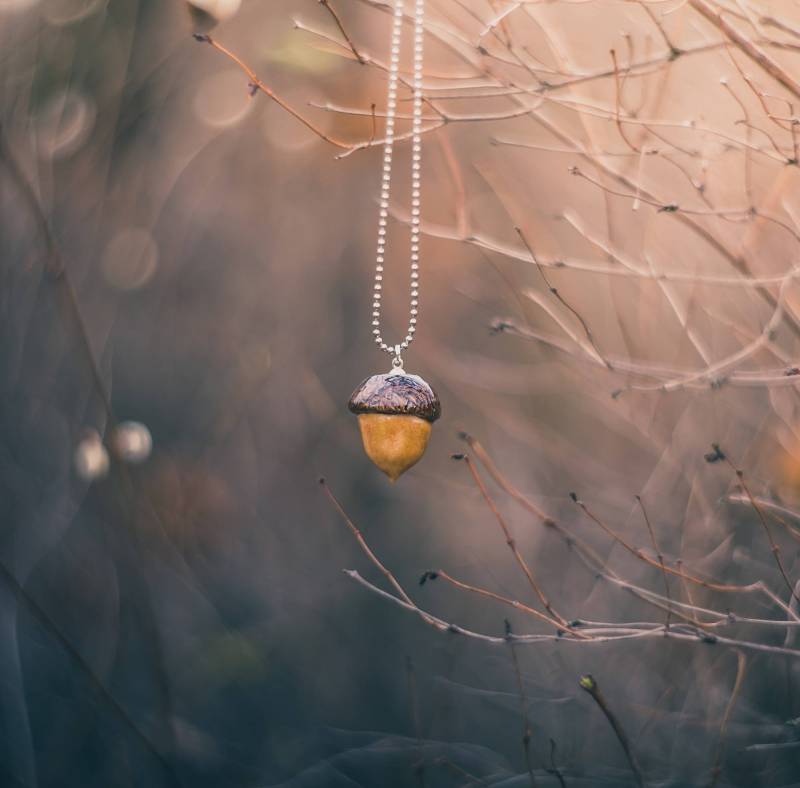 Eichel Anhänger - Keramik Halskette Schmuck Geschenk Handgemachte von mantaikotai