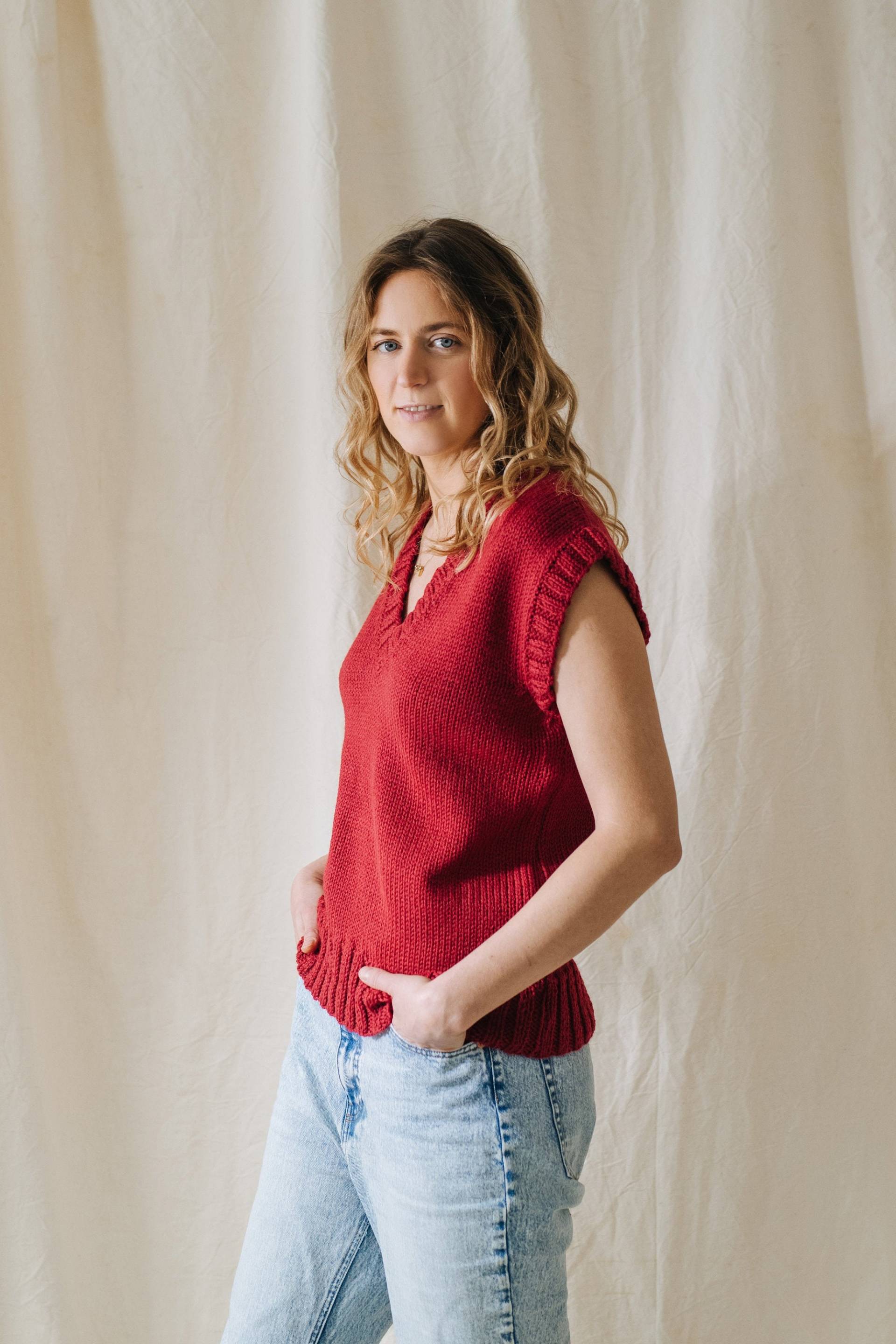 Iris Weste, Gestrickte Wollweste, Rote V-Ausschnitt Pullover, Winter Wolle Chunky Hand Übergroße Wollweste von mantaikotai