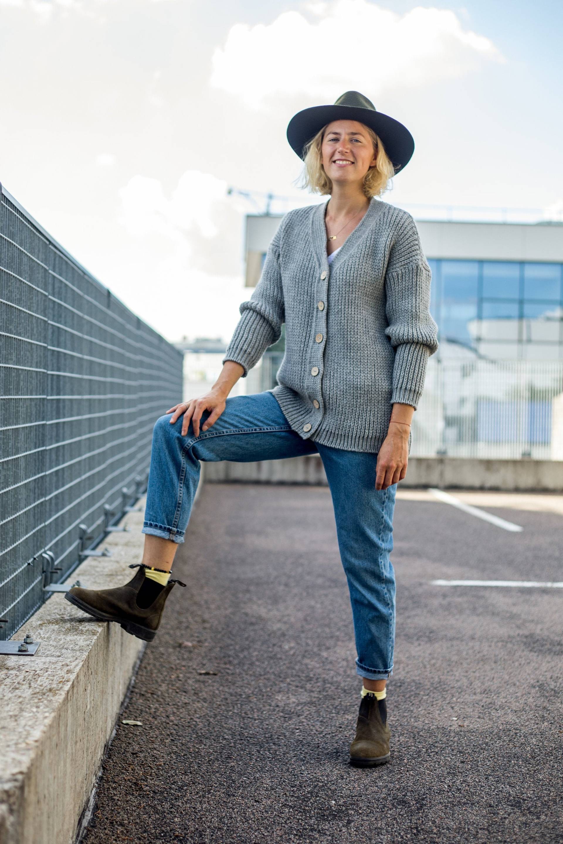 Kansas-Strickjacke, Frauen-Strickjacke, Wollpullover, Grobstrick Wolle, Handgestrickte Strickjacke, Weiches Garn von mantaikotai