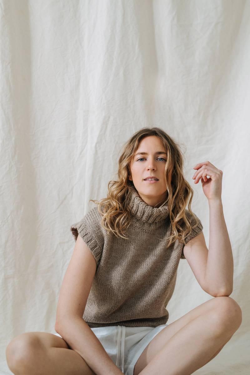 Lotus Weste, Gestrickte Wollweste, Beige Rollkragenweste, Winterwolle Chunky Hand Gestrickte Oversized Wollweste von mantaikotai