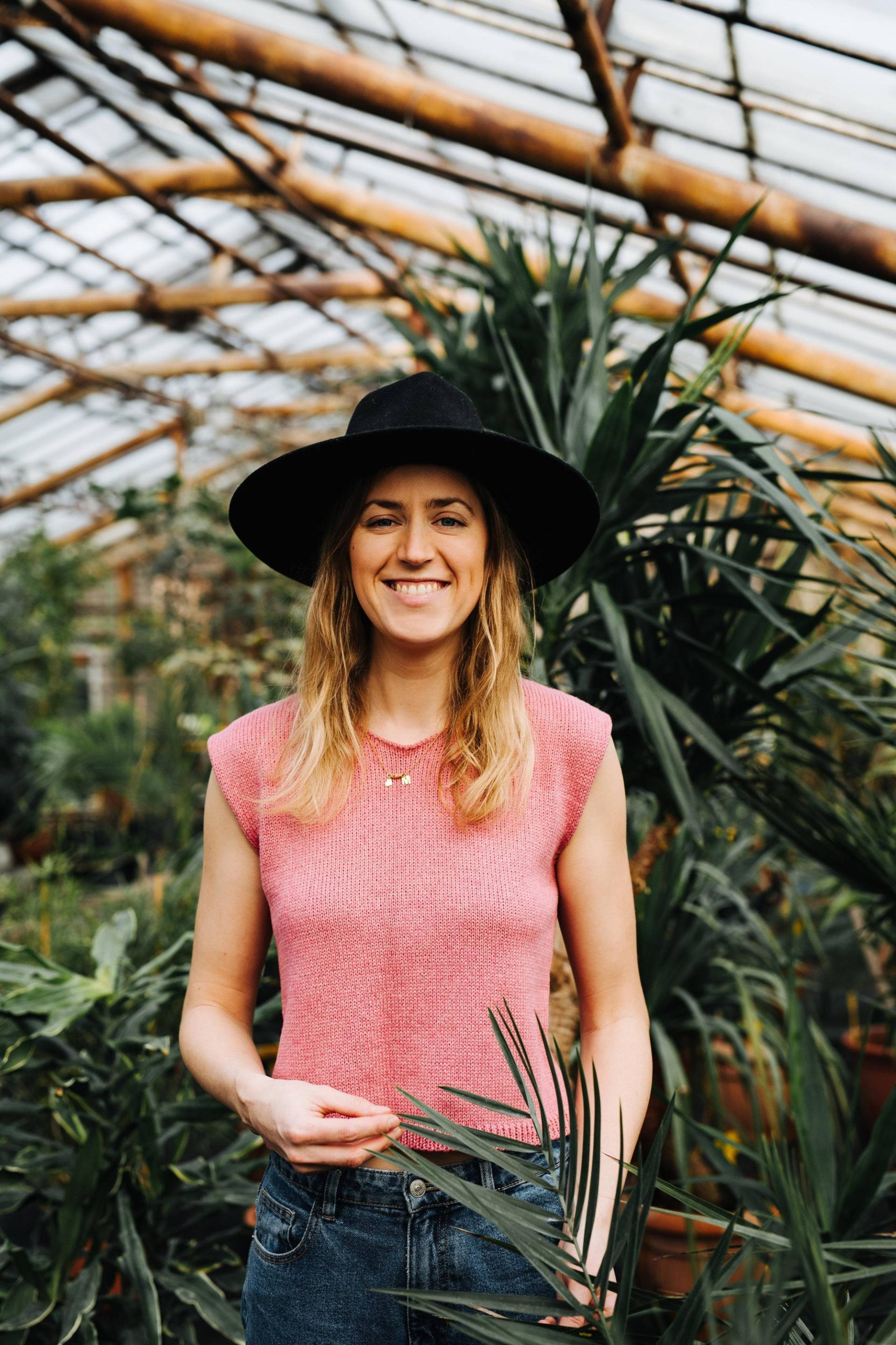 Mumbai Top, Gestricktes Leinentop, Crop Leinenbluse, Kurzes Frauen Leinen Sommer Rosa Leinenstrick von mantaikotai