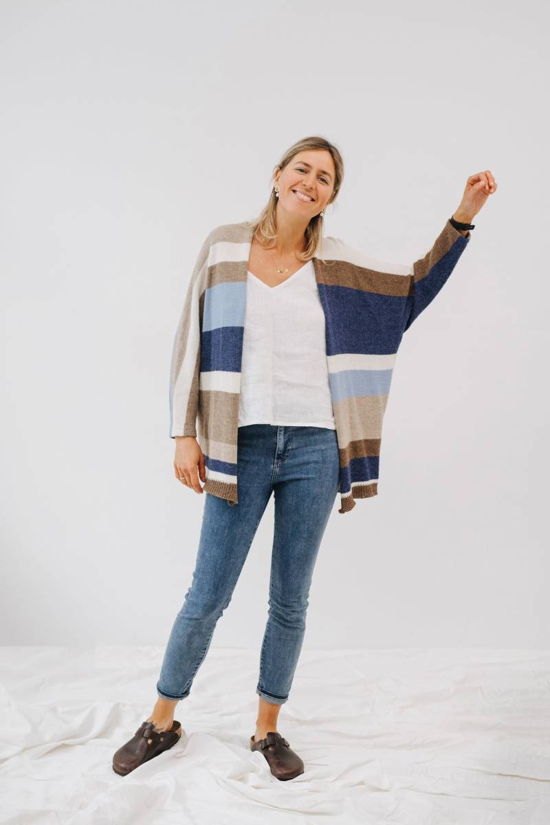 Sagres Strickjacke, Frauen Wolle Lockere Gestreifte Wolljacke, Alpaka-Wolle-Cardigan, Piece Of Art Cardigan, Handgemacht von mantaikotai