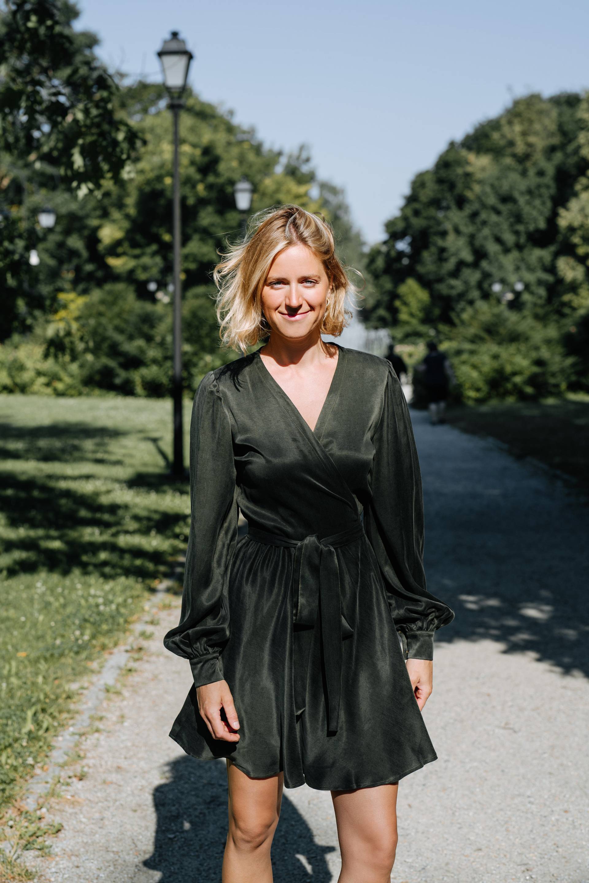 Ula Kleid, Wrap Frauen Cupro Grünes Brautjungfern Kurzes Strand Party Kleid von mantaikotai