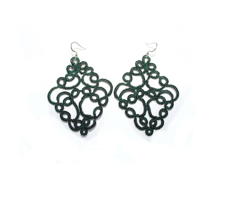 Grüne Ohrringe Occhi Handarbeit Gehäkelte Hängeohrringe Dünkelgrün Statement Schmuck Geschenk Für Frauen von maraeilis