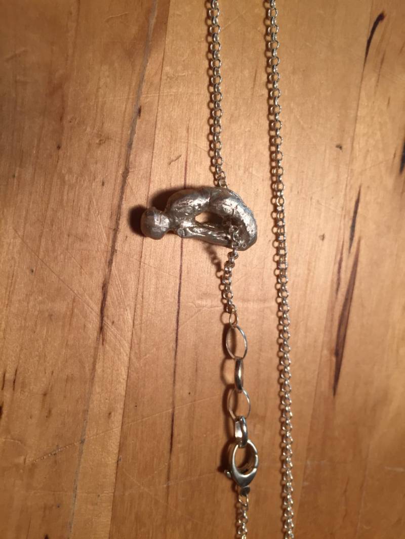 Danurasana Anhänger Danurasana Anhänger von maragoldfine