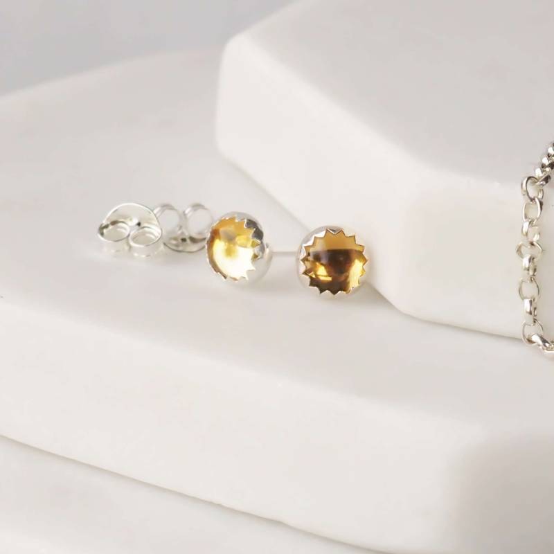 Handgefertigte Sterling Silber Citrin Ohrstecker November Geburtsstein von maramjewellery