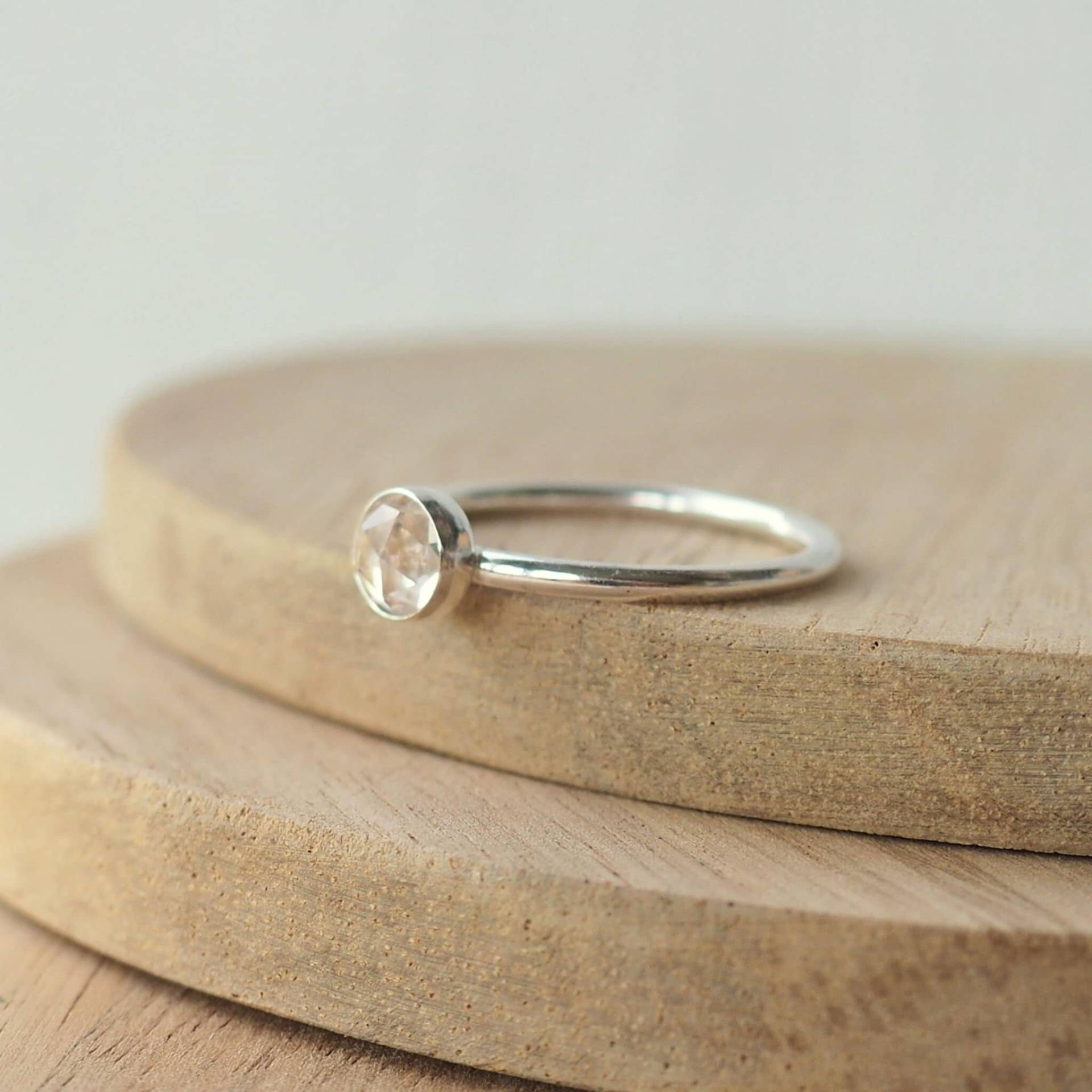 Weißer Topas Sterling Silber Ring - April Birthstone Schmuck von maramjewellery