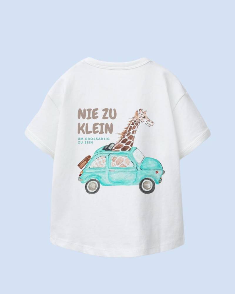 Maxi Bügelbild Giraffe Im Oldtimer Auto „Skater-Style" - Für Kleine Wirbelwinde Mit Großem Style Maxi Bügelbild Giraffe Im Oldtimer Auto „Skater-Style" - Für Kleine Wirbelwinde Mit Großem Style von marcelinecreatives