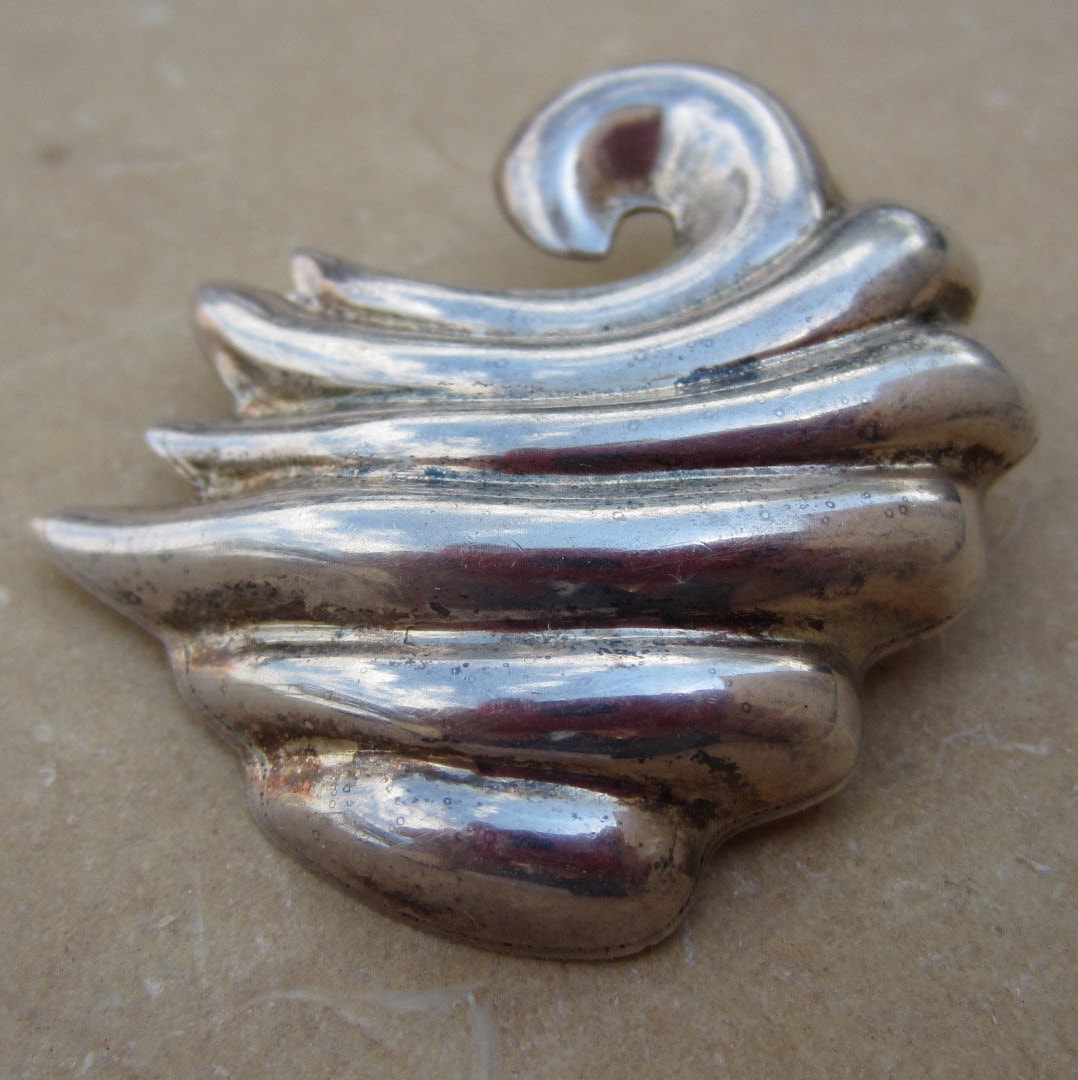 Vintage Silber 925 Mexiko Gepunzten Schmuck Pin Oder Brosche Moderne Schwan Wie Design Vintage Silber 925 Mexiko Gepunzten Schmuck Pin Oder Brosche Moderne Schwan Wie Design von marcher88