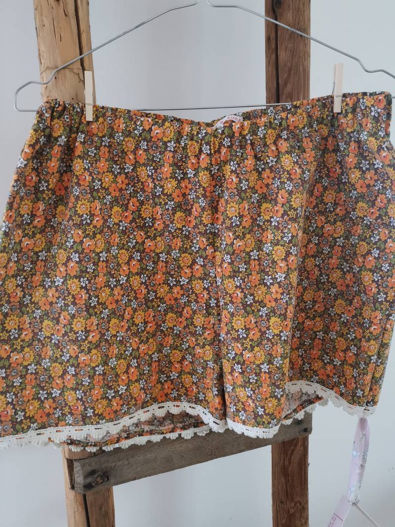 Damen Beach Shorts "Sarah" - Ein Unikat Damen Beach Shorts "Sarah" - Ein Unikat von marianneundlucie