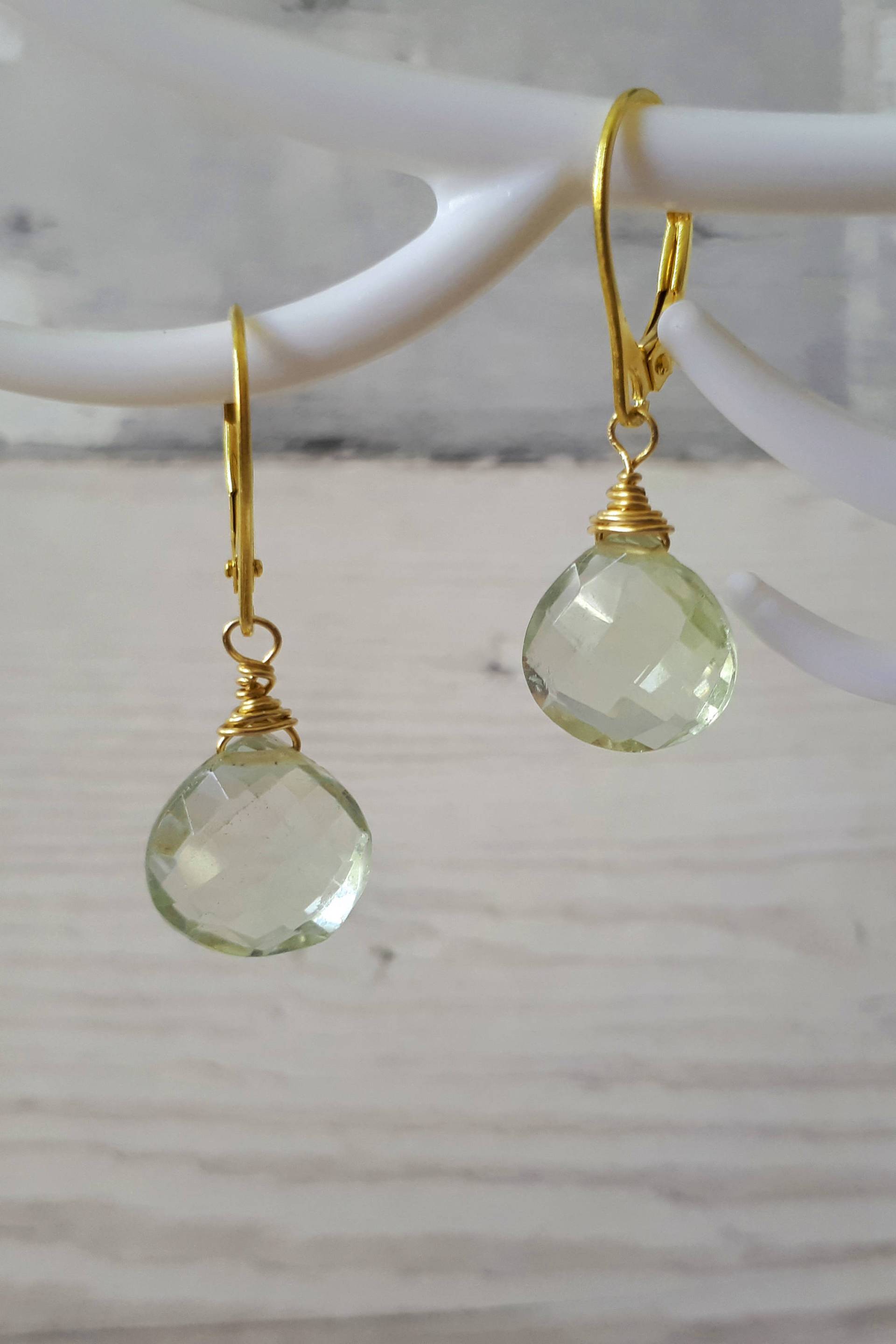 Grün Amethyst Gold Filled Ohrringe Grün Amethyst Gold Filled Ohrringe von marienicolebijoux