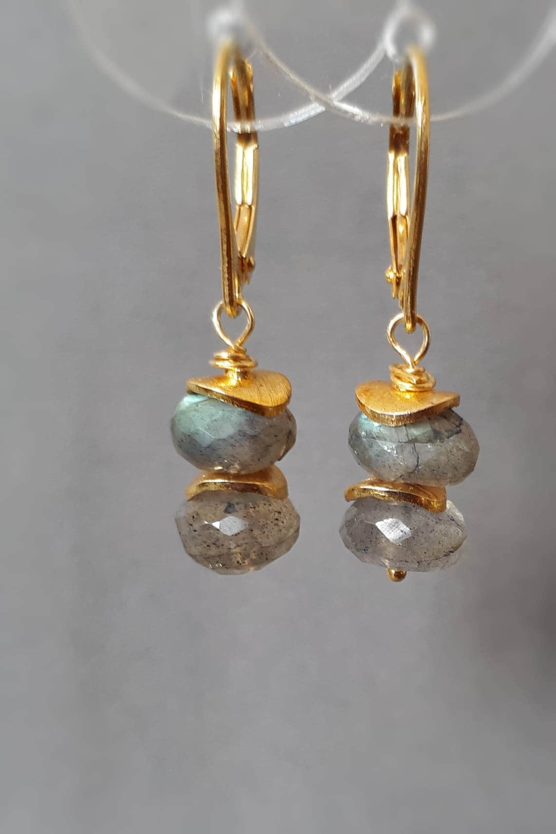 Gold Vermeil Labradorit Ohrringe Einfaches Raffiniertes Design Gold Vermeil Labradorit Ohrringe Einfaches Raffiniertes Design von marienicolebijoux