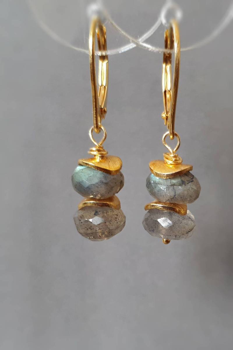 Gold Vermeil Labradorit Ohrringe Einfaches Raffiniertes Design von marienicolebijoux