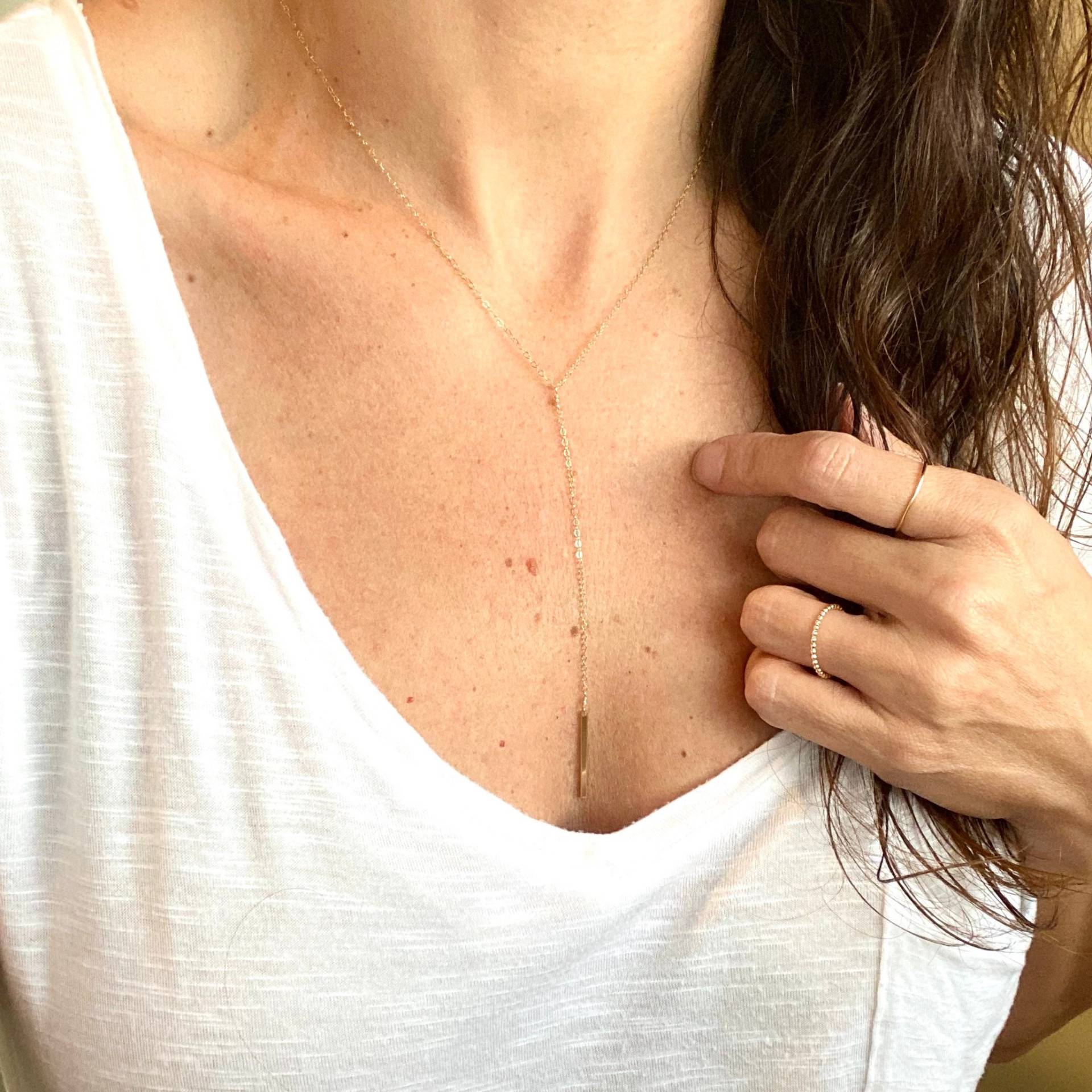 Gold Lariat Halskette - Minimale Lange Schichtung 14 K Gefüllt Bar Y Jeden Tag Drop Kette von marigoldmary