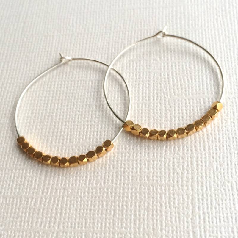 Perlen Silber Creolen ~ Minimal Mixed Metal Kleine Facettierte Gold Würfel Bead Perlen Silber Creolen ~ Minimal Mixed Metal Kleine Facettierte Gold Würfel Bead von marigoldmary